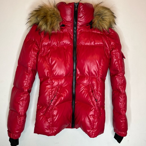 S13 womens red jacket. Premium down and feather fill. - Picture 4 of 8